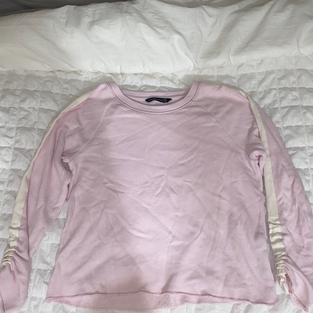 Abercrombie & Fitch crewneck